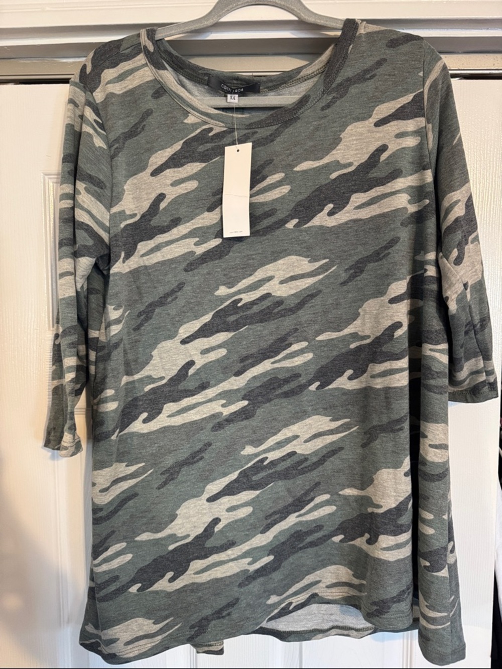 Coin 1804 1x 3/4 length camo tunic with back buttons